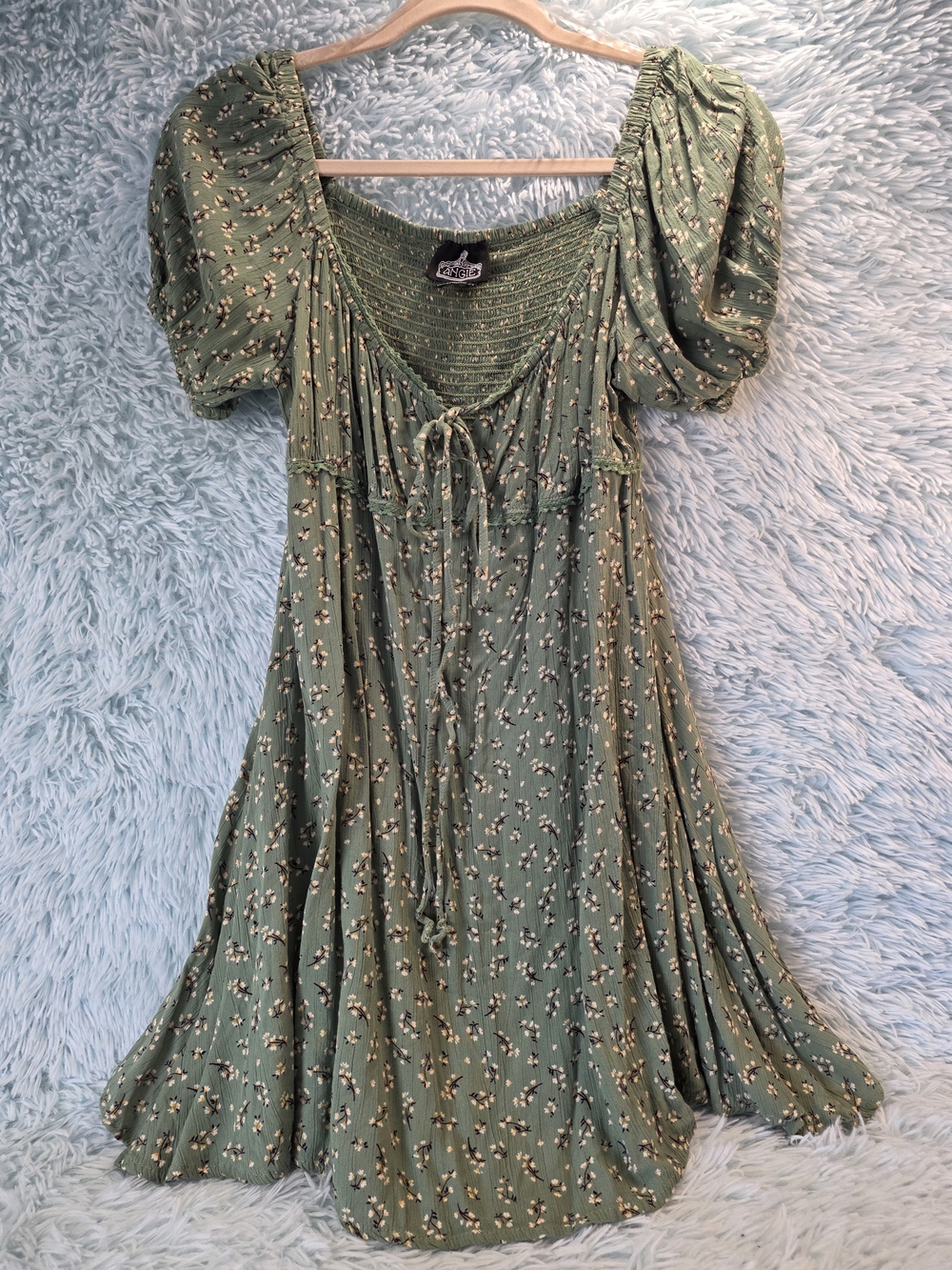 Angie Olive Green Floral Smocked Puff Sleeve Top Medium Cottagecore Boho